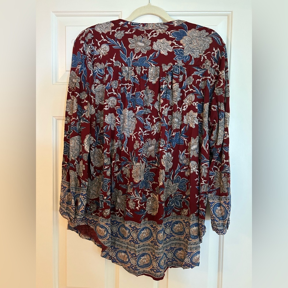 Lucky Brand Blouse Women’s Size XL Burgundy Flowers 100%Viscose Long Sleeve. - Picture 3 of 9